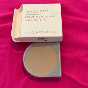 Mary Kay Creme-to-Powder Foundation - Ivory 1.0 Shade